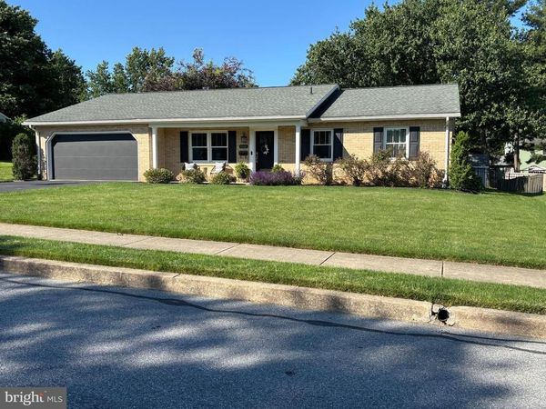 1166 MARILYN AVENUE, EPHRATA, PA 17522