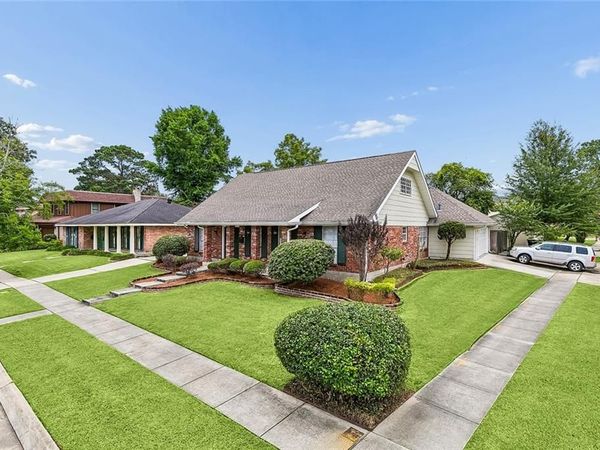 3784 MIMOSA Court, New Orleans, LA 70131