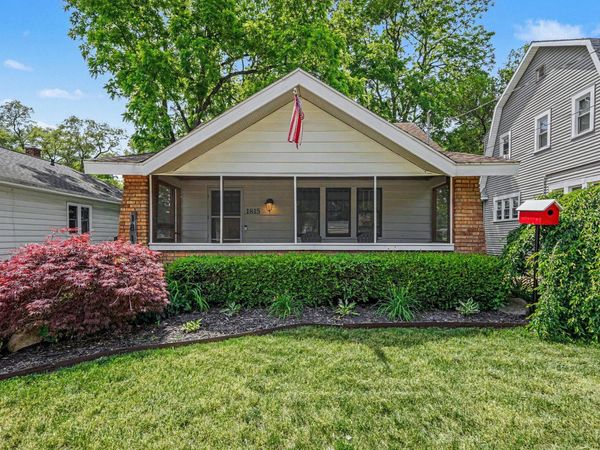1815 Nelson Avenue SE, Grand Rapids, MI 49507