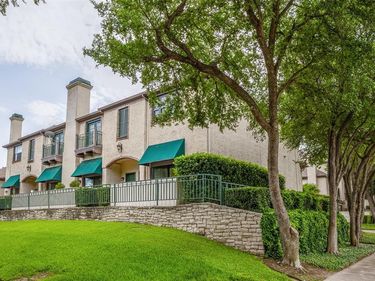 5950 Lindenshire Lane, Unit 107, Dallas, TX 75230