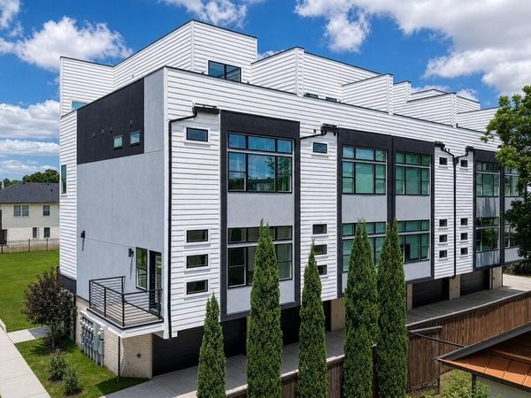 521 Melba Street , Unit 101, Dallas, TX 75208