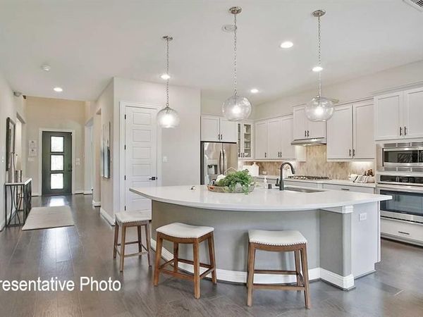 1731 Whispering Meadow Drive, Van Alstyne, TX 75495