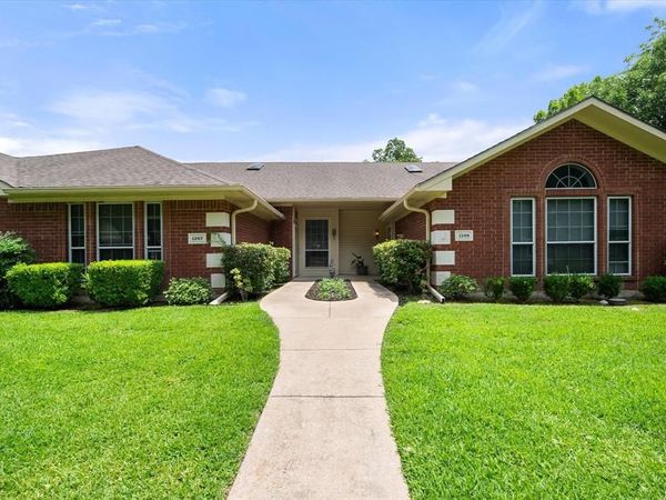 1209 W 3rd Avenue, Corsicana, TX 75110