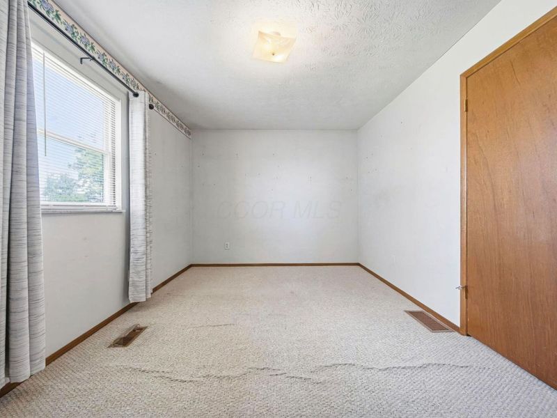 5332 Trabue Road , Columbus, OH 43228 Photo 26