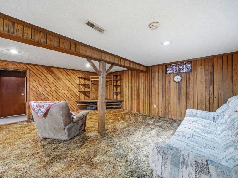 5332 Trabue Road , Columbus, OH 43228 Photo 36