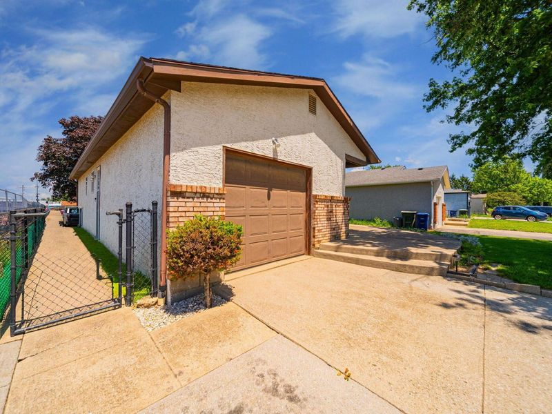 5332 Trabue Road , Columbus, OH 43228 Photo 47