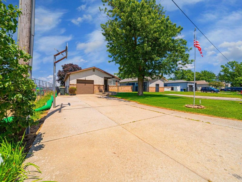 5332 Trabue Road , Columbus, OH 43228 Photo 49