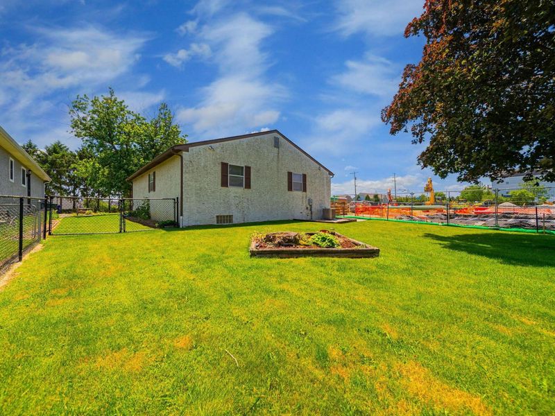 5332 Trabue Road , Columbus, OH 43228 Photo 5