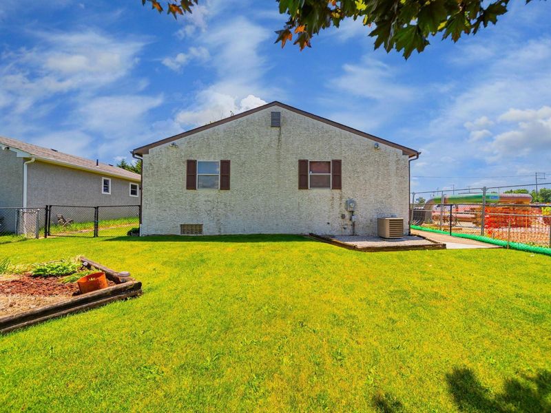 5332 Trabue Road , Columbus, OH 43228 Photo 54