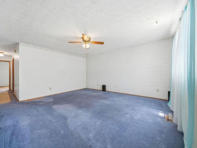 5332 Trabue Road , Columbus, OH 43228 Photo 7
