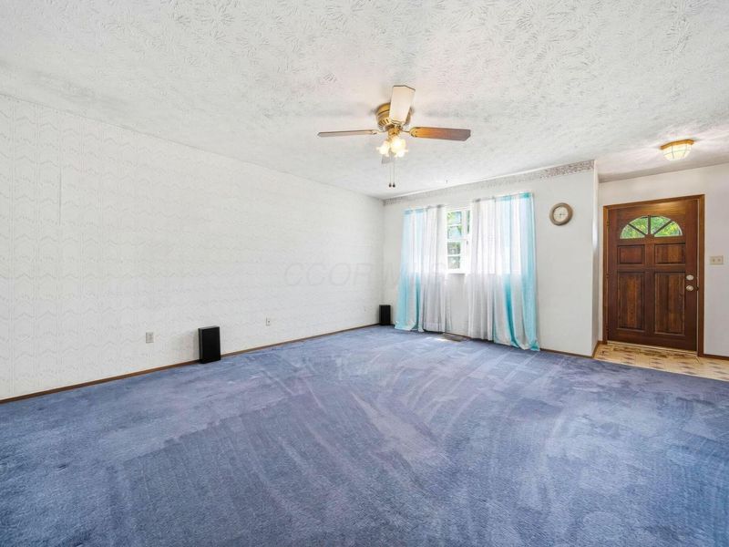 5332 Trabue Road , Columbus, OH 43228 Photo 8