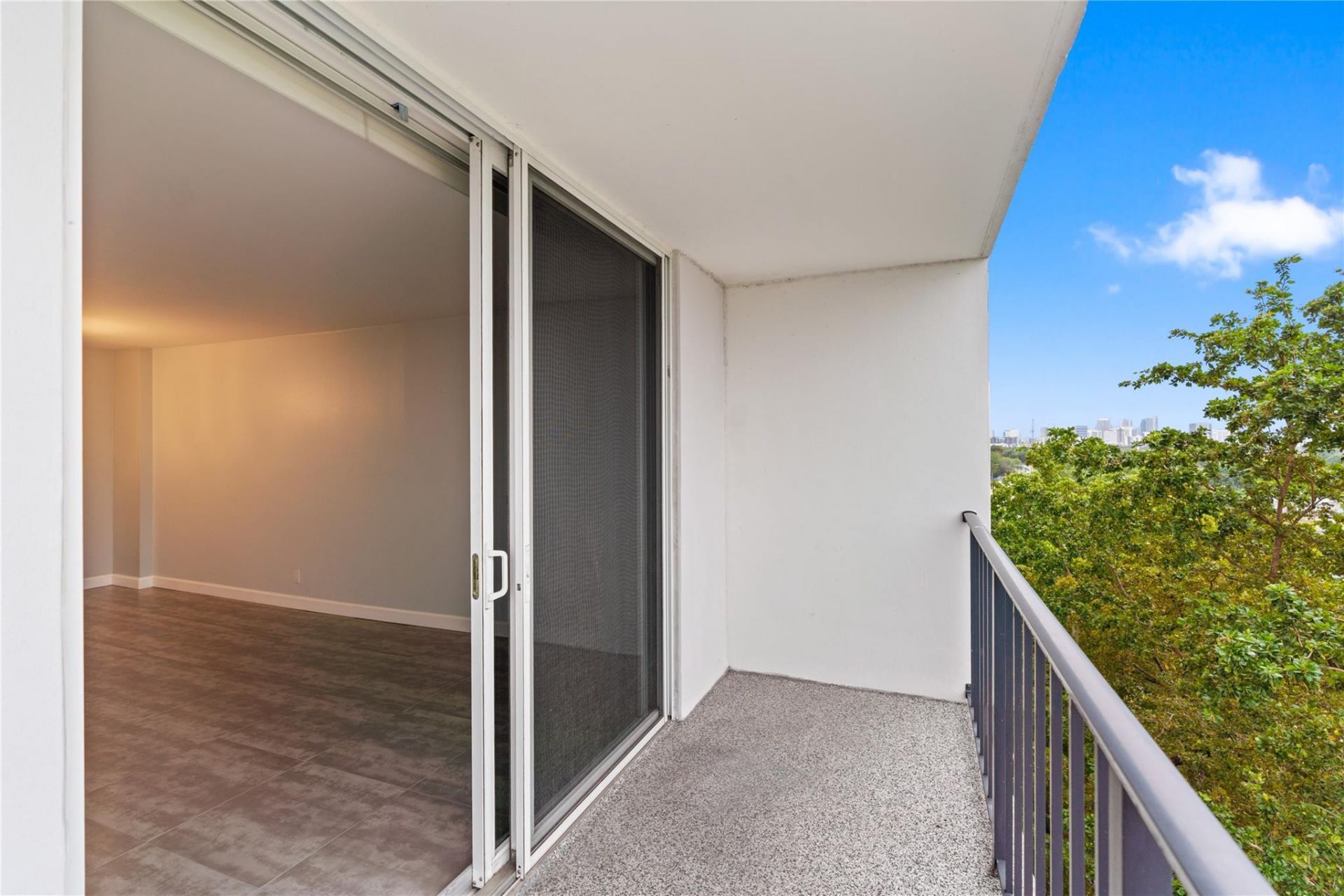 1800 N Andrews Avenue, Unit 7j, Fort Lauderdale, FL 33311 Photo