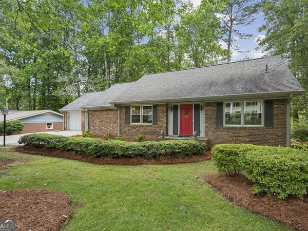 2761 Sagamore Hill Drive SE, Marietta, GA 30067