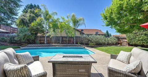 303 Provence Ln, Folsom, CA 95630 Photo