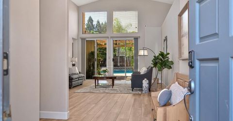 303 Provence Ln, Folsom, CA 95630 Photo