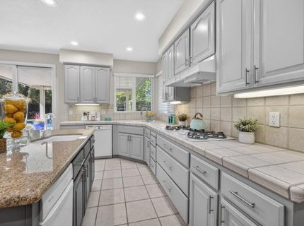 5500 Tierra Gardens Ln, Carmichael, CA 95608 Photo