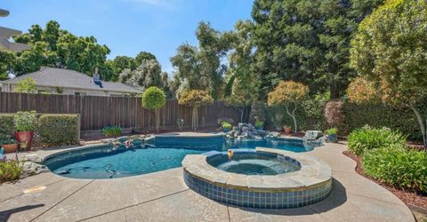 5500 Tierra Gardens Ln, Carmichael, CA 95608 Photo
