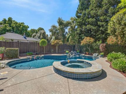 5500 Tierra Gardens Ln, Carmichael, CA 95608 Photo
