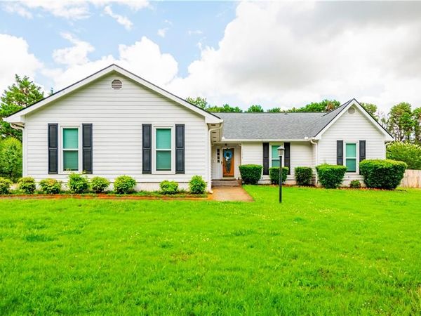11058 Hunters Lane , Hampton, GA 30228