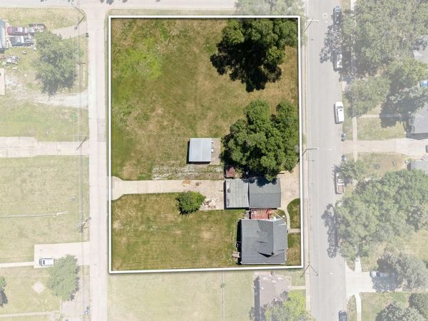 1119 Warren Street, Davenport, IA 52804