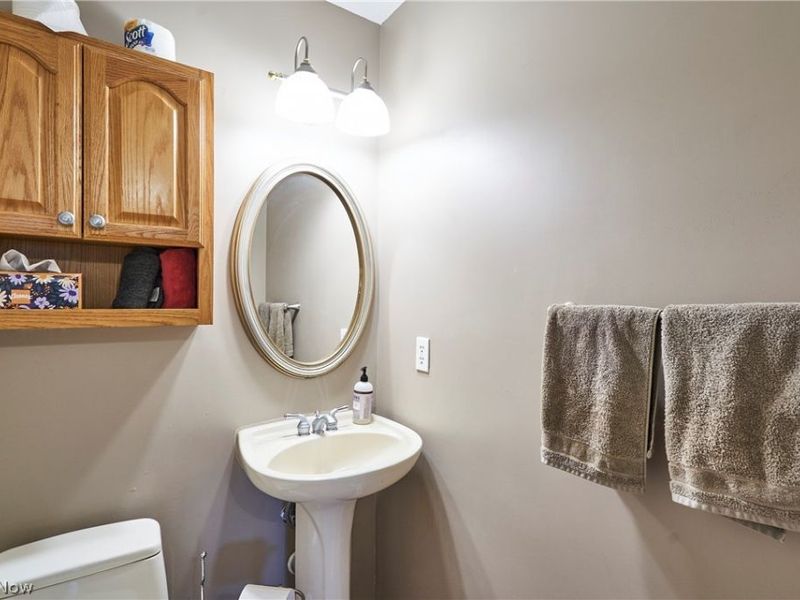 4212 Big Spruce Drive , Akron, OH 44333 Photo 10