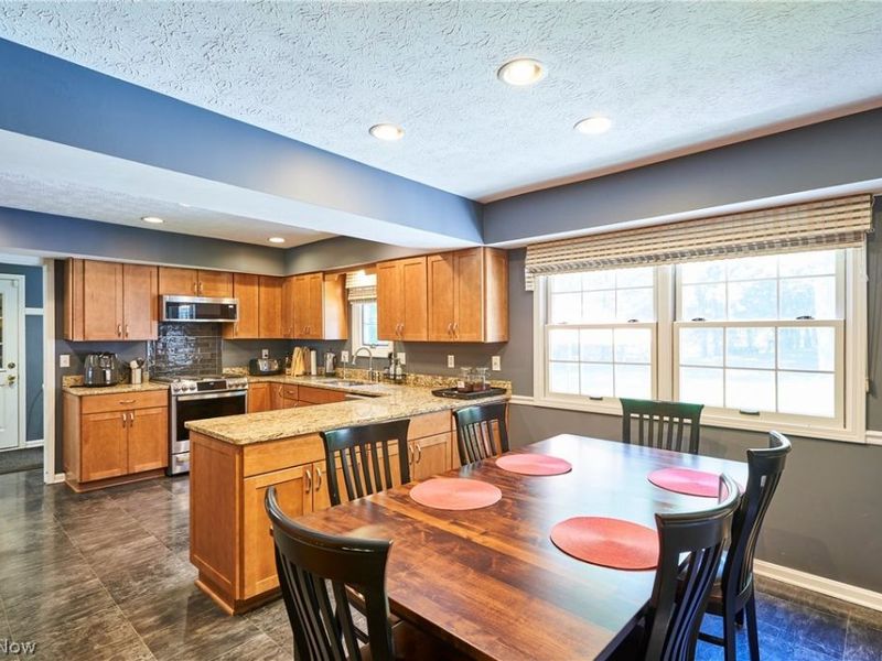 4212 Big Spruce Drive , Akron, OH 44333 Photo 9
