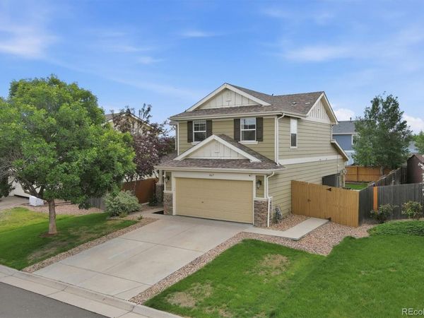 867 Sagebrush , Lochbuie, CO 80603