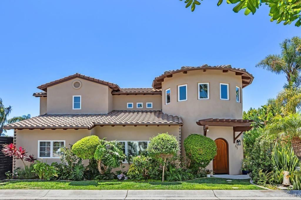 213 Hillcrest Dr. , Encinitas, CA 92024 Main Photo