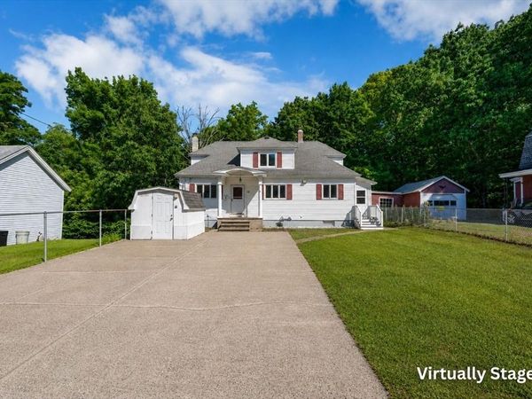 12 Gerrish Ave, Dracut, MA 01826