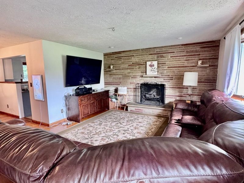 6305 Liberty Road N, Powell, OH 43065 Photo 5