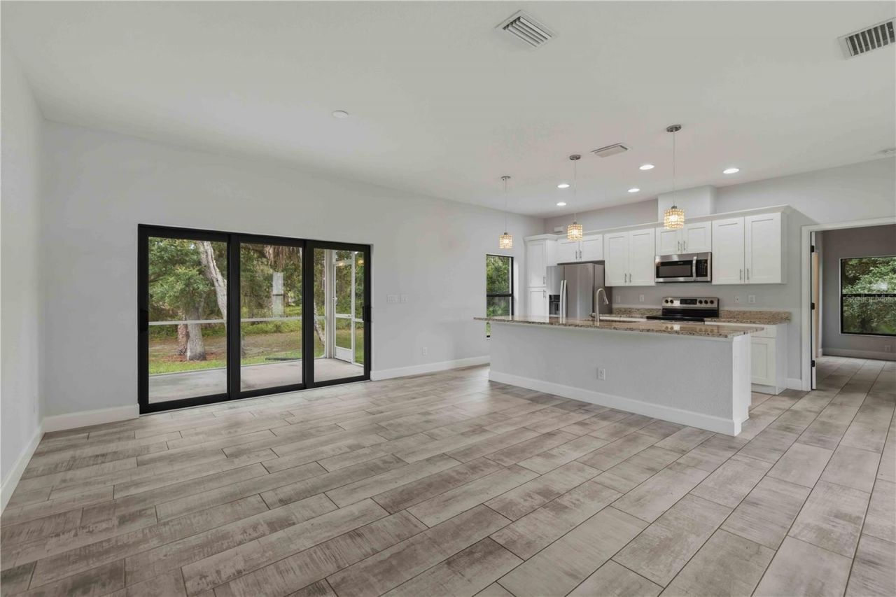 18391 Fremont Avenue, Port Charlotte, FL 33954 Photo