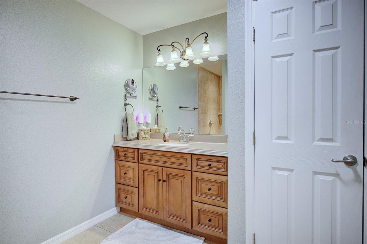 4055 Santa Barbara Drive , Sebring, FL 33875 Photo