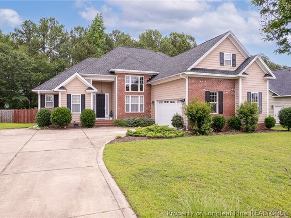 3824 Doon Valley Drive, Fayetteville, NC 28306