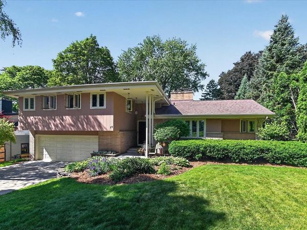 11 Fuller Drive, Madison, WI 53704