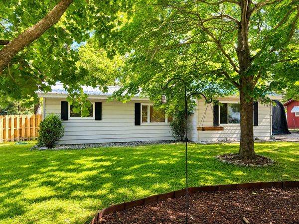 9107 N Richfield Court, St. Helen, MI 48656