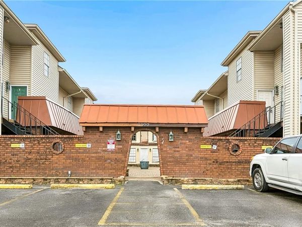 2500 MANSON Avenue , Unit 420, Metairie, LA 70001