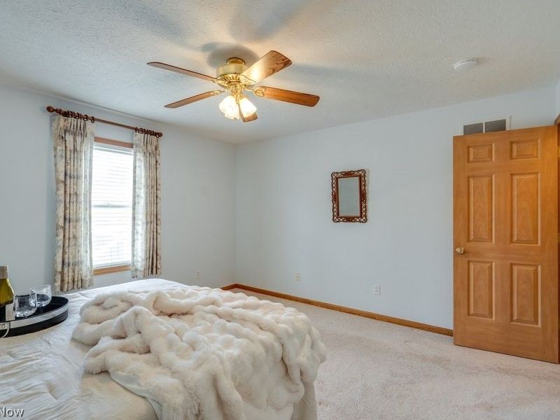 1488 Waters Edge Drive , Akron, OH 44313 Photo 28