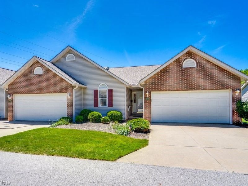 1488 Waters Edge Drive , Akron, OH 44313 Photo 3