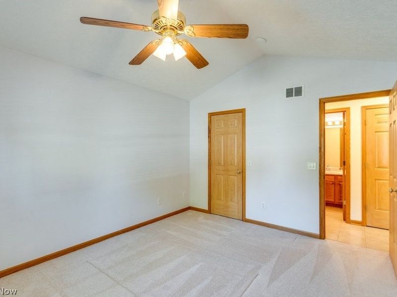 1488 Waters Edge Drive , Akron, OH 44313 Photo 35