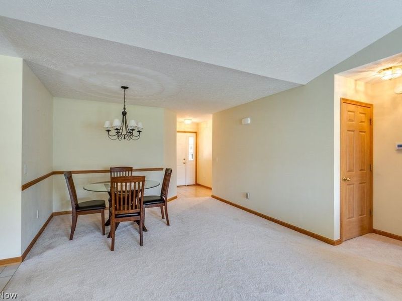 1488 Waters Edge Drive, Akron, OH 44313 Photo 5