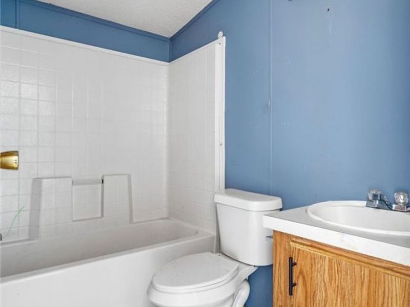 3354 Hilton Street NW, Unit 4, Massillon, OH 44646 Photo 6