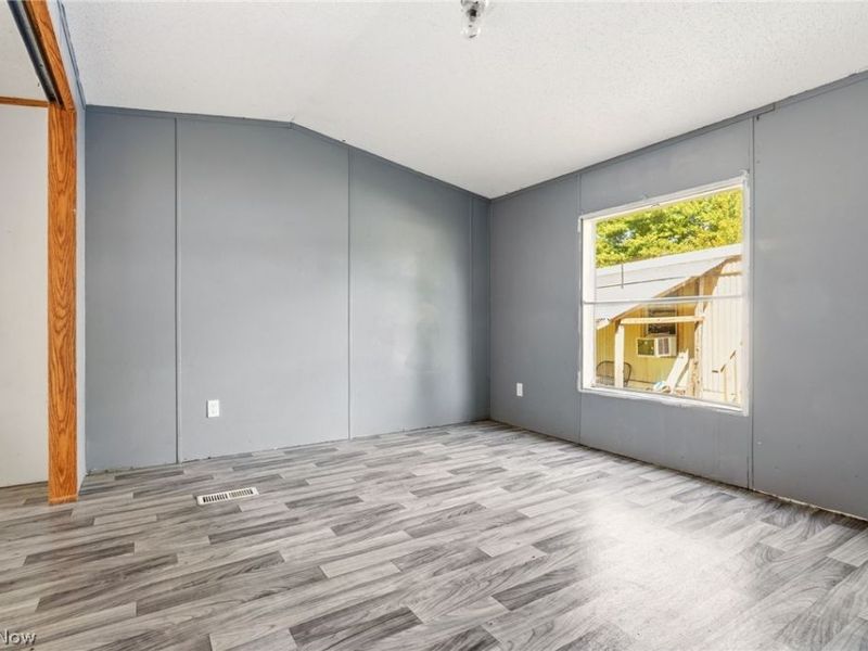 3354 Hilton Street NW, Unit 4, Massillon, OH 44646 Photo 8