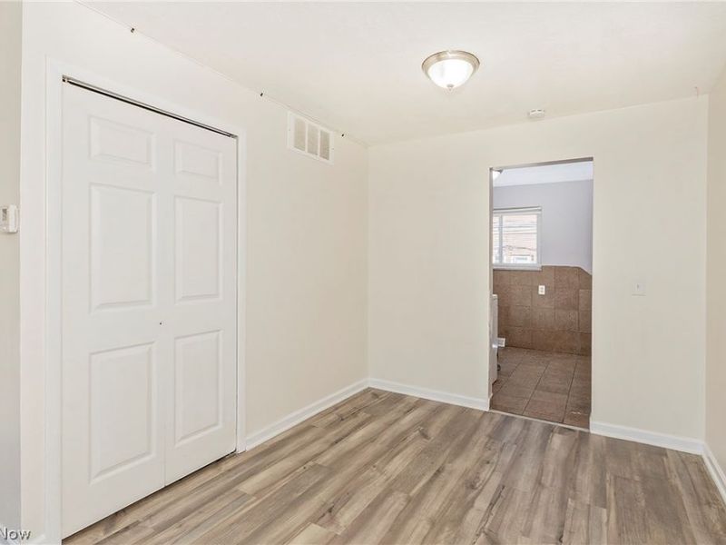 23673 Banbury Circle, Unit 13, Warrensville Heights, OH 44128 Photo 10