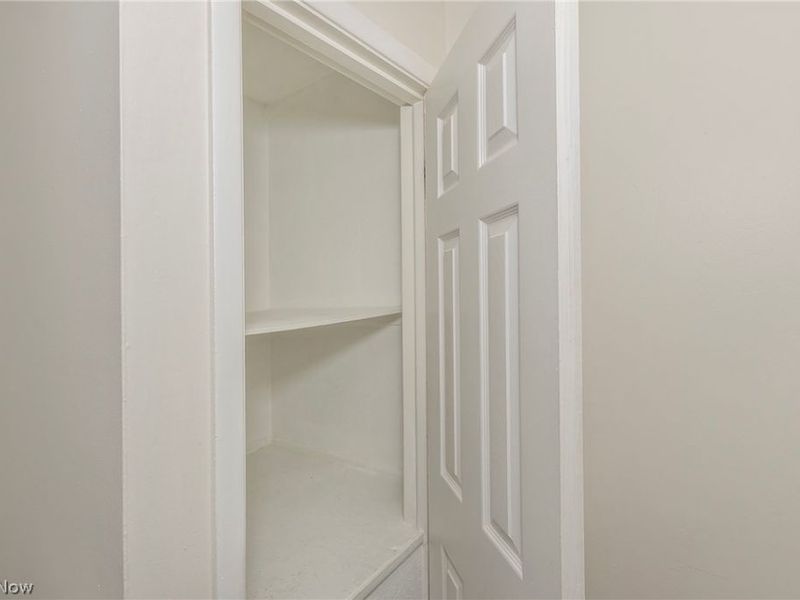 23673 Banbury Circle, Unit 13, Warrensville Heights, OH 44128 Photo 26