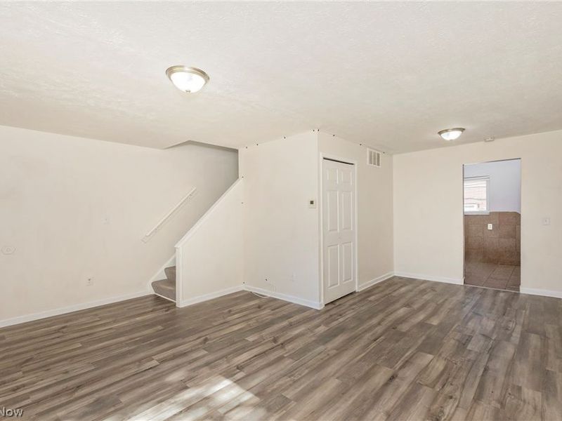 23673 Banbury Circle, Unit 13, Warrensville Heights, OH 44128 Photo 4