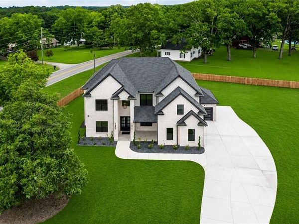 2210 Ridgedale Drive, Grayson, GA 30017