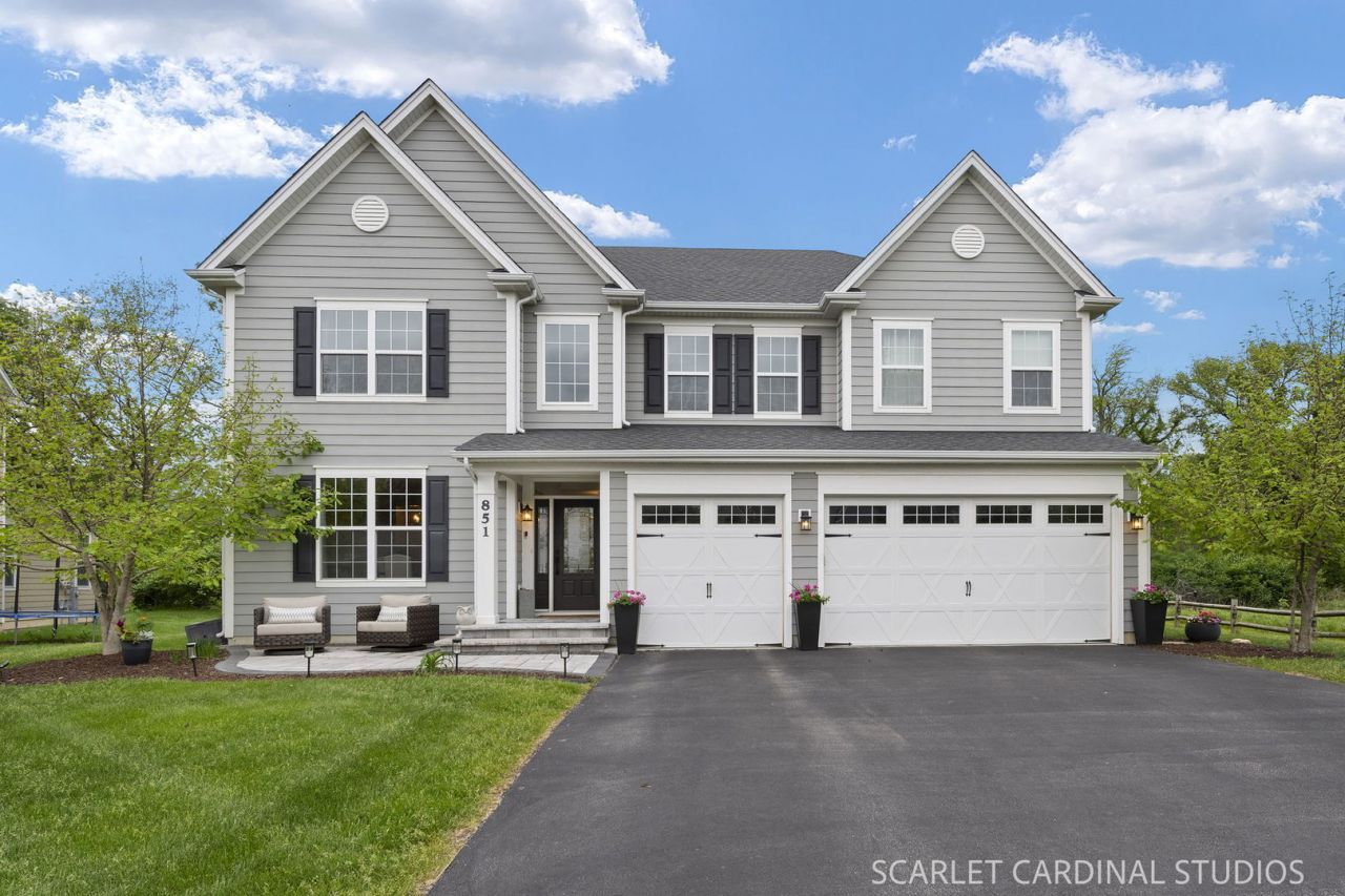 851 Heatherfield Circle , Naperville, IL 60565 Main Photo