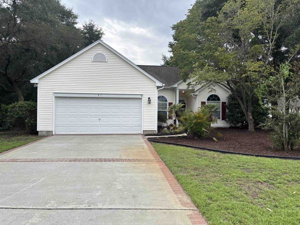 87 Low Country Ln., Pawleys Island, SC 29585