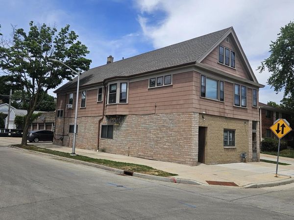 1229 S 62nd STREET, Unit 1231, West Allis, WI 53214
