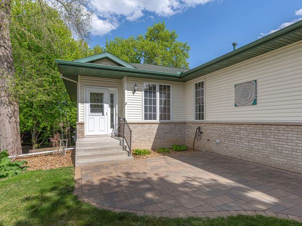 2129 Bard Court , Faribault, MN 55021